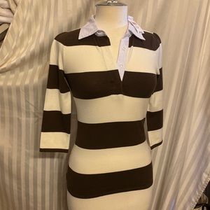 Take out size medium three-quarter link knit top